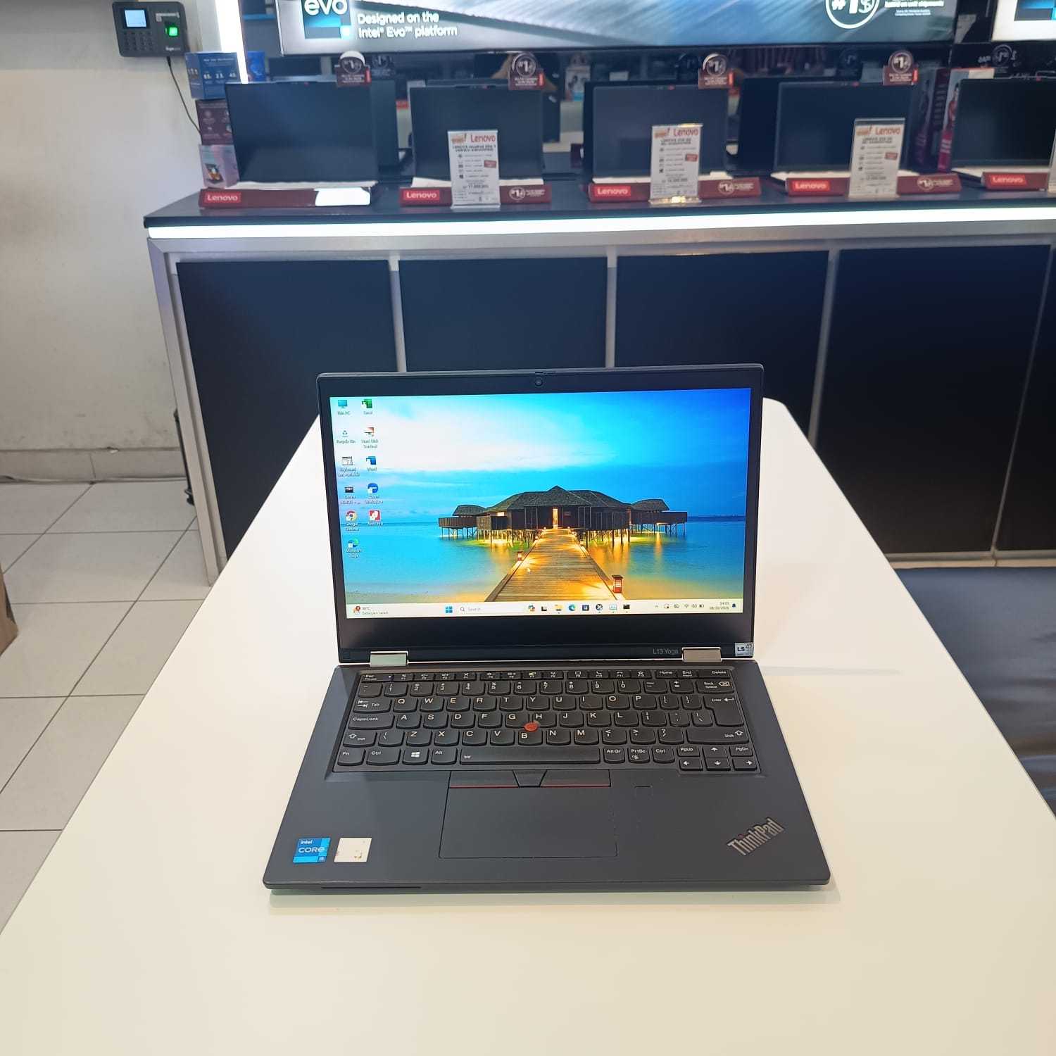 SECOND LENOVO THINKPAD L13 YOGA TOUCHREEN INTEL CORE I5-1135G7 DISPLAY 13'5 RAM 16GB DDR5 SSD 256GB W11 PRO