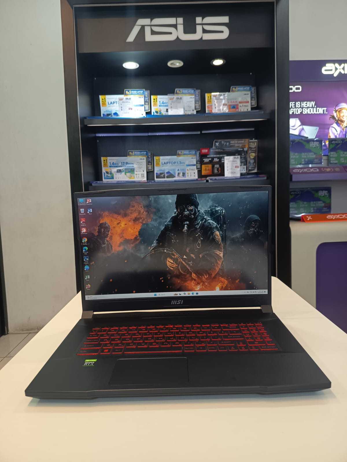 Second Like New MSI (Micro-Star International) KATANA GF76 12UC E17L41MS.10E INTEL CORE i7-12650H RAM 16GB SSD 512GB NVIDIA RTX 3050 GPU 4GB WIN 11 PRO  Kelengkapan : Charger