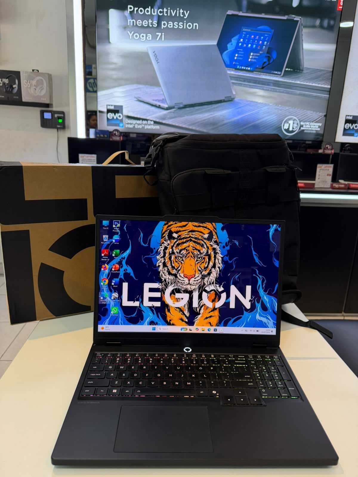 Second Like New Lenovo Legion 5 83LY Intel Core i7-14700HX RAM 24GB DDR5 SSD 512GB VGA NVIDIA RTX 5050  WINDOWS 11 HOME