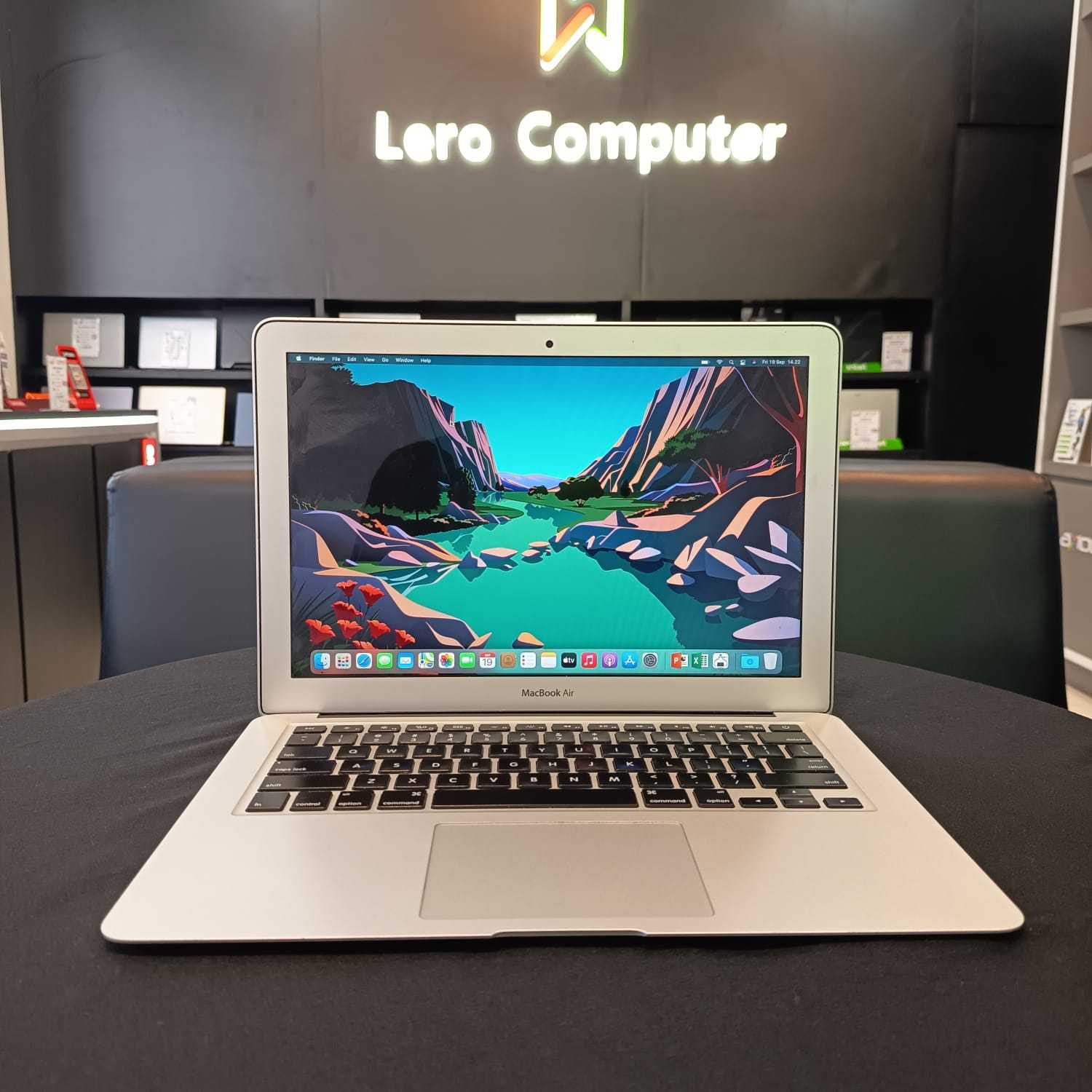 MACBOOK AIR 2017/ INTEL CORE i5/ RAM 8GB DDR3/ SSD 128GB/ DISPLAY 13.3