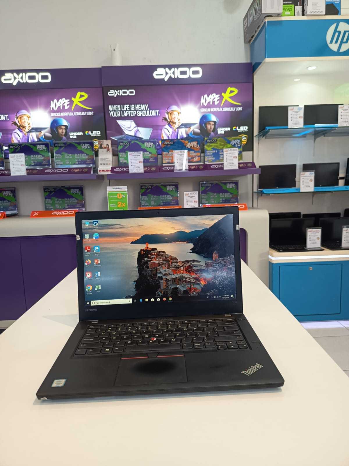 LENOVO THINKPAD T470 INTEL CORE i5-6300U RAM 8GB SDD 256GB WINDOWS 10 PRO  Kelengkapan: Charger