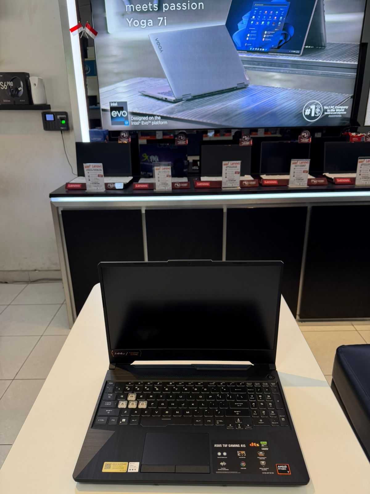 ASUS TUF Gaming A15 FA506NCQ-R735B1T-HM AMD Ryzen 7 170 8GB DDR5 512GB RTX3050 4GB W11 Home + OHS 2024