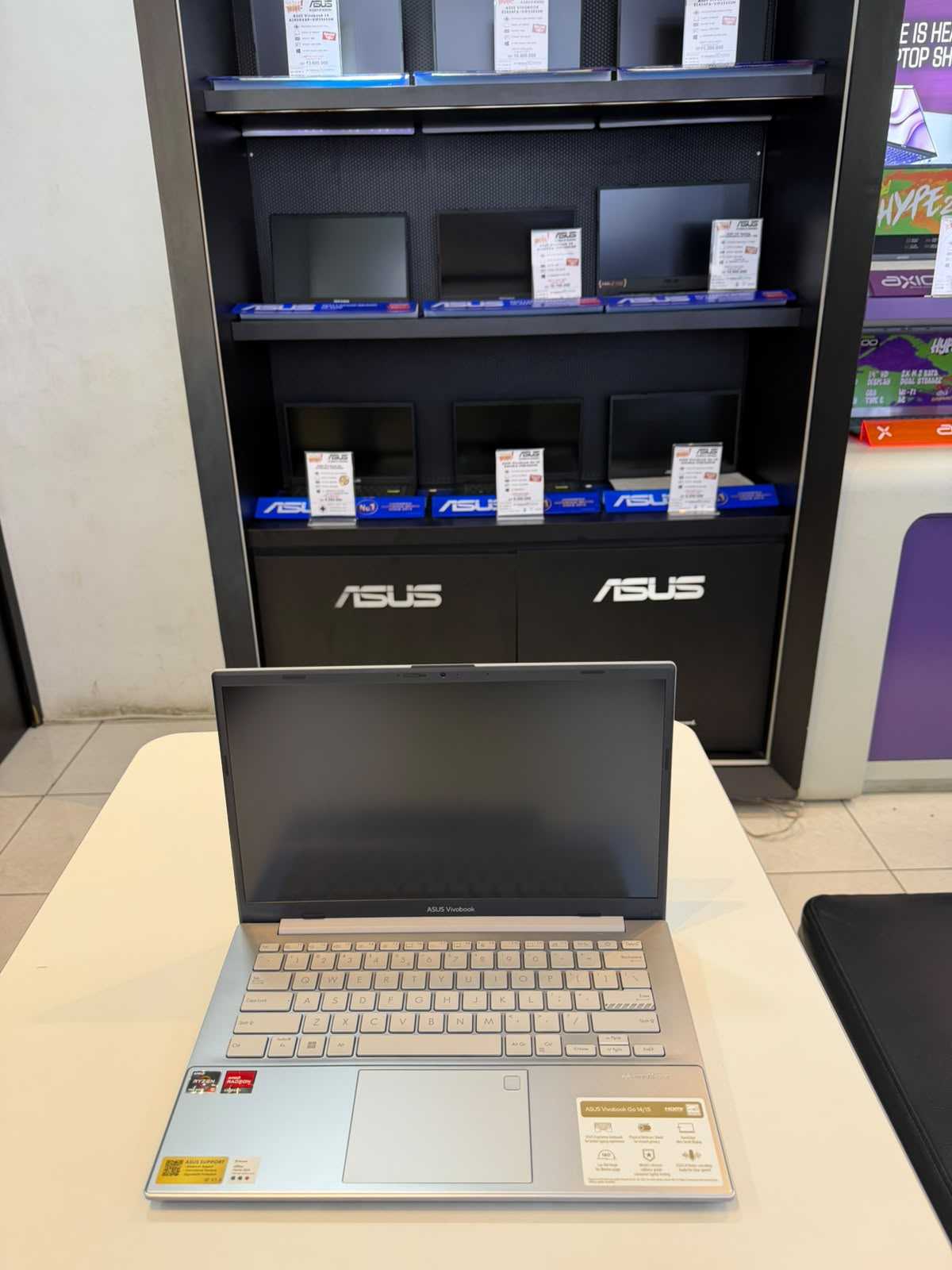 ASUS Vivobook Go 14 E1404FA-VIPS5153M AMD Ryzen 5 7520U 16GB 512GB W11 Home + OHS 2024 