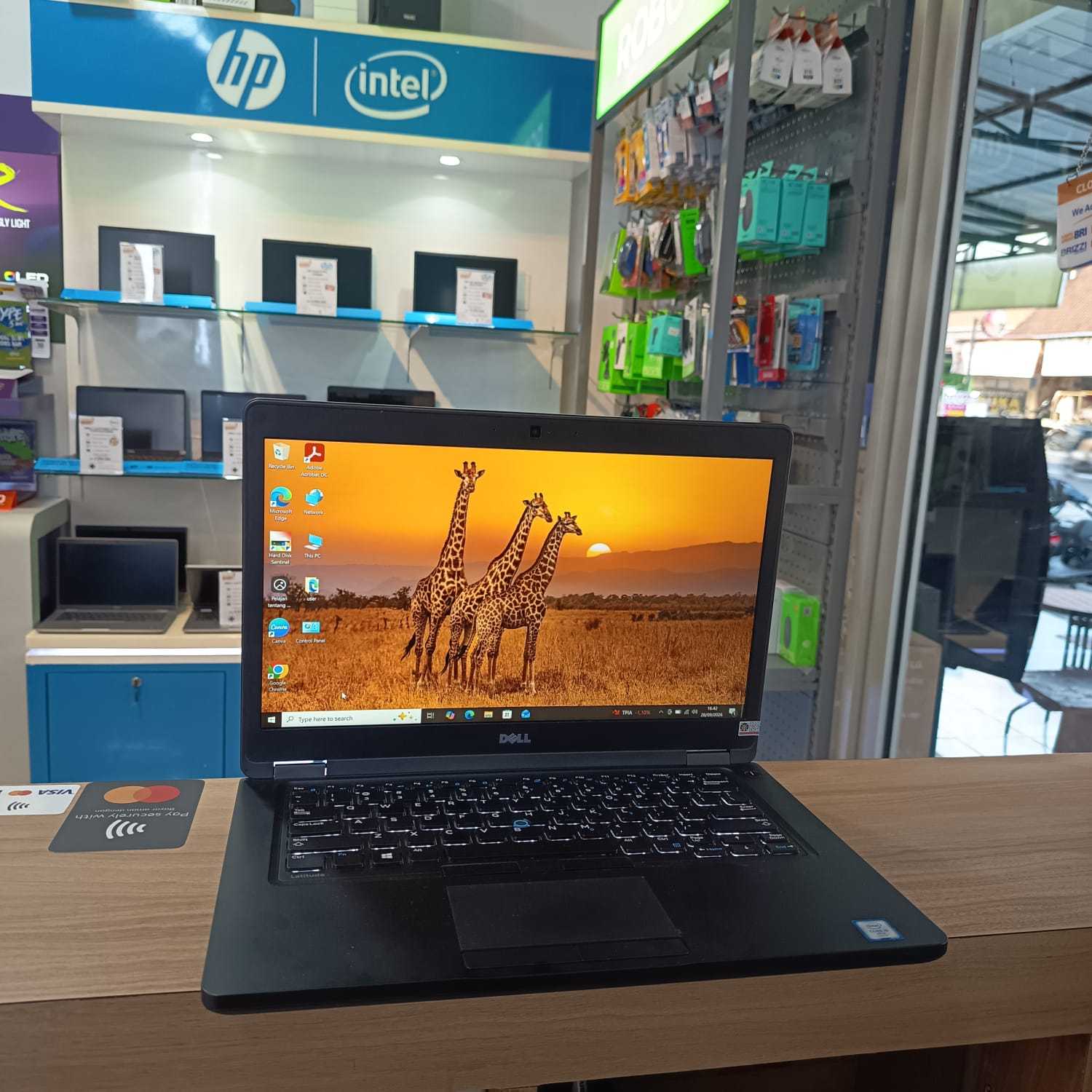SECOND DELL LATITUDE 5480 Intel Core i5-6300U RAM 8GB SSD 128GB Windows 10 Pro