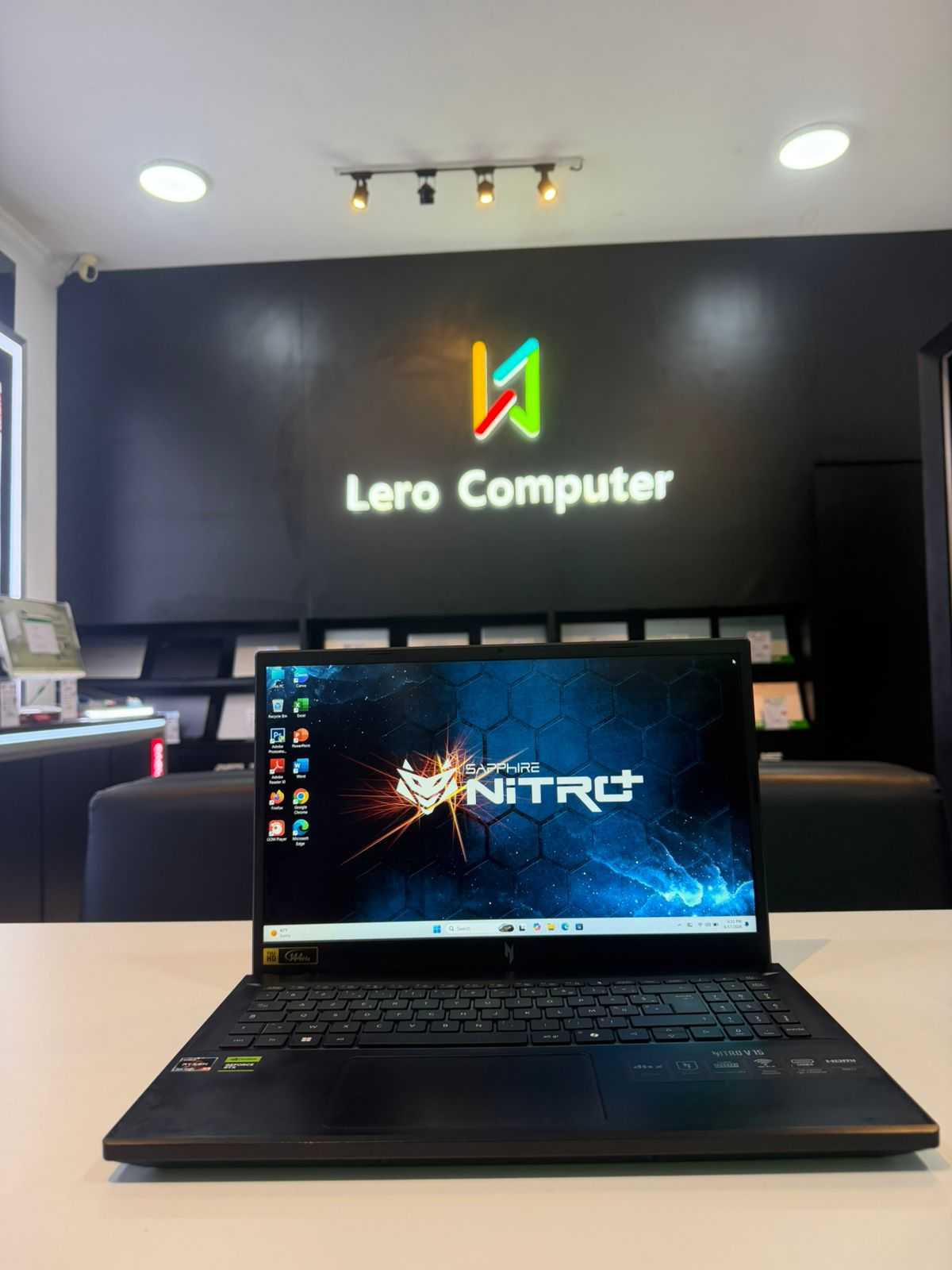 Second Like New Acer Nitro V 15 Proc AMD Ryzen 5 Gen-7 Ram 32Gb SSD 512Gb VGA: Nvidia RTX 4050 Kelengkapan: Unit+Charger