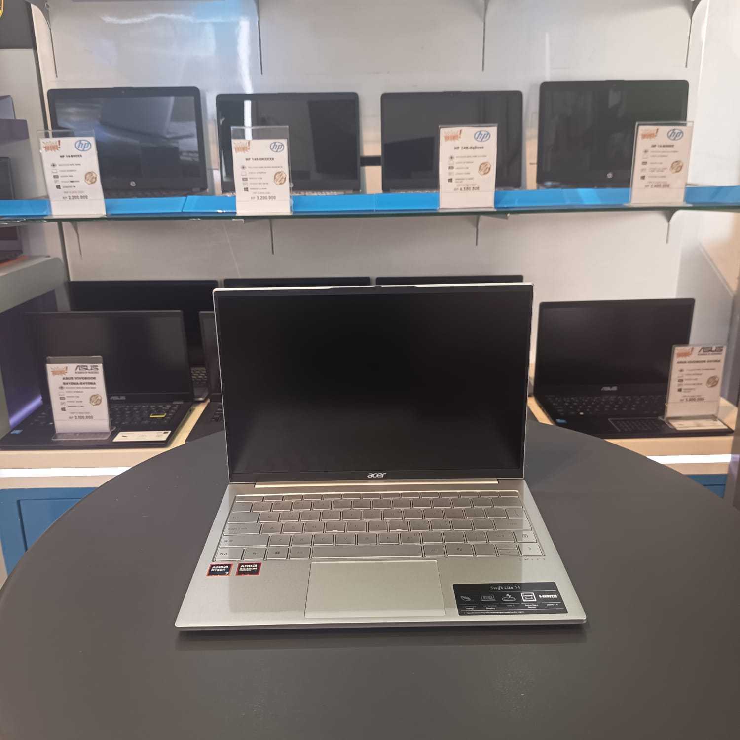 ACER SWIFT LITE 14 SFL 14-41M-ROGS/AMD RYZEN 7 260 RAM  16GB LPDDR5 SSD 512GB WINDOWS 11+OHS 2024