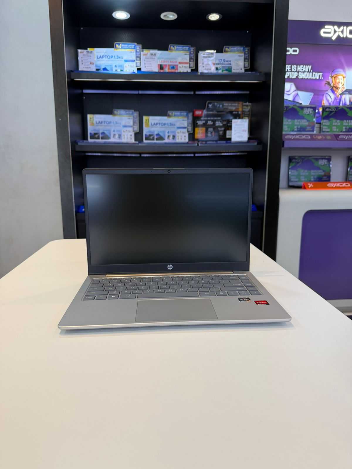 HP 14-EM0531AU-BD0Y2FA AMD RYZEN 5 7530U RAM 8GB (2X4) 512GB SSD W11 HOME