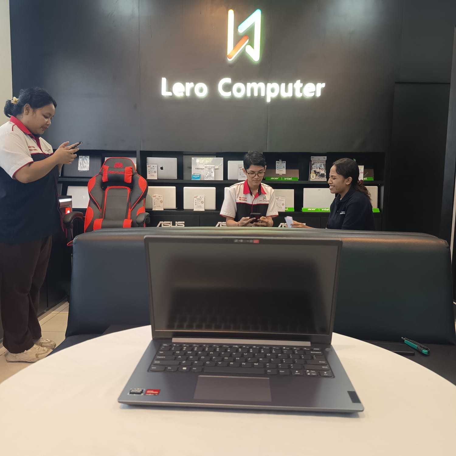 LENOVO V14 G4 AMN-82YT010YID AMD ATHLON SILVER 7120U 8GB LPDDR5 256GB SSD WIN 11