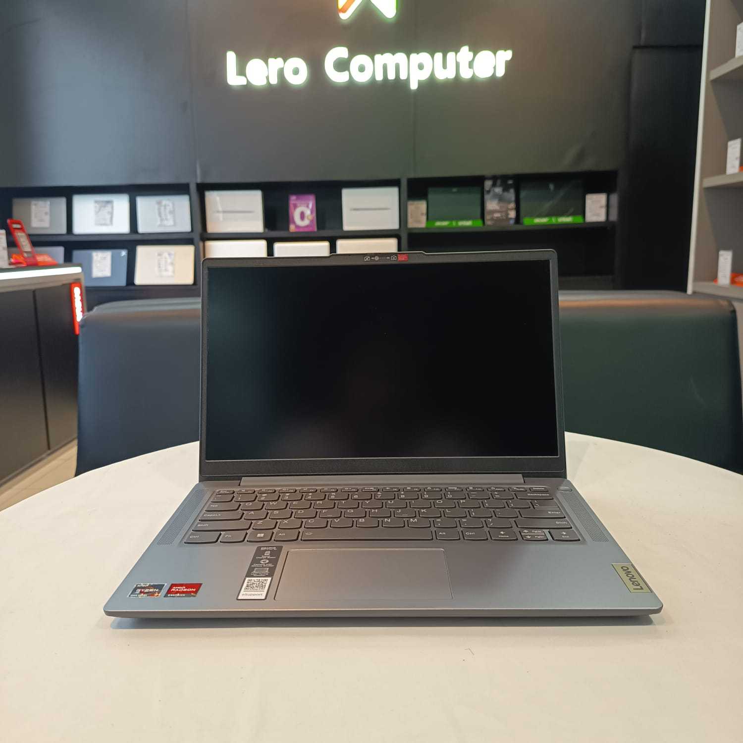 LENOVO IDEPAD SLIM 3 14ABR8-82XL0091ID/ AMD RYZEN 7 5825U/ RAM 16GB SSD 512GB WINDOWS 11+OHS 2024
