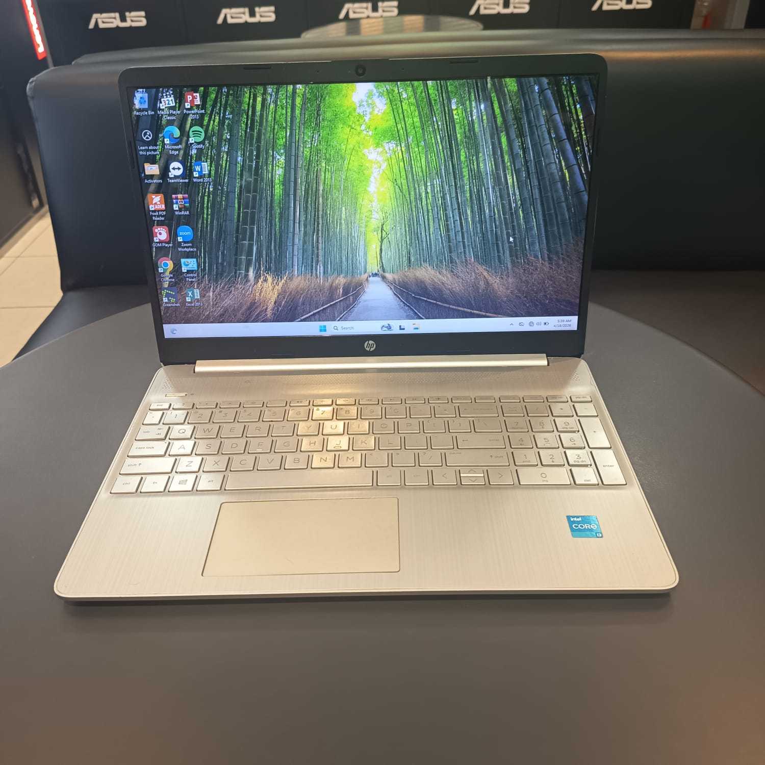 HP 15-dy2xxx INTEL CORE I3-1125G4 RAM 8 GB SSD 256 GB WINDOWS 11 PRO