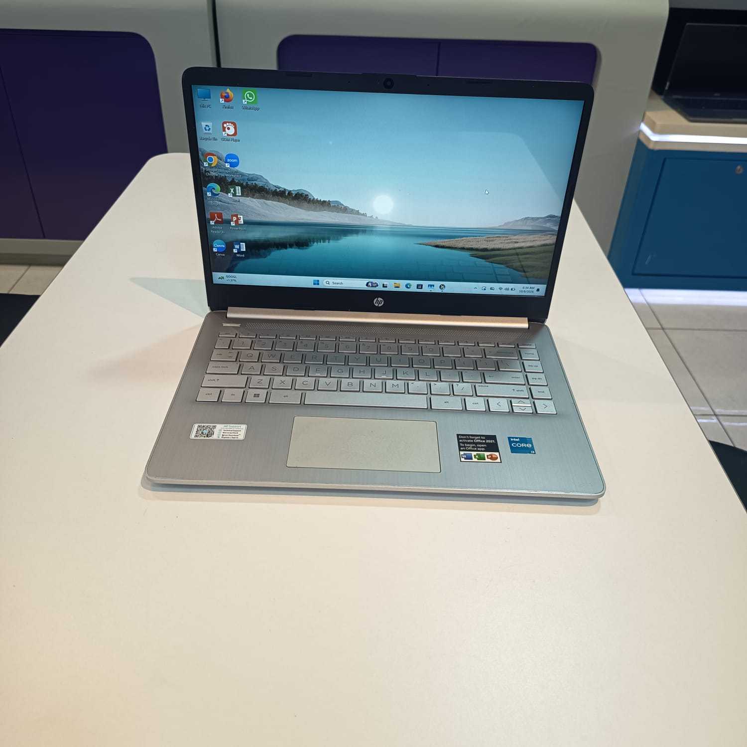 SECOND HP 14s-DQ2XXX INTEL CORE I3-1115G4 DISPLAY 14 INCH RAM 8GB DDR5 SSD 512GB W11 HOME