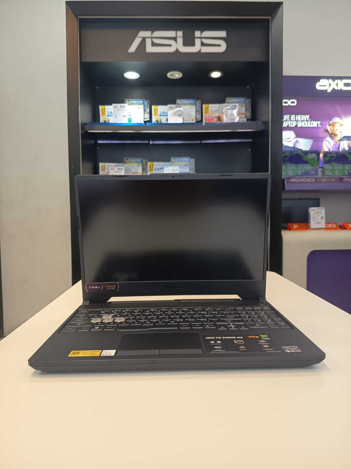 ASUS TUF GAMING A15 F4506NCG-R735B6T-HM AMD RYZEN 7-7445HS RAM 16GB DDR5 SSD 512GB RTX 3050 4GB W11
