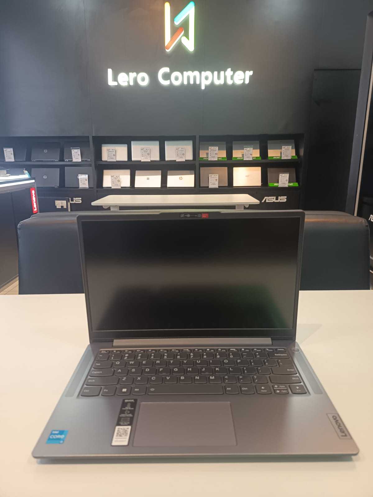 LENOVO IdeaPad Slim 3 14IRU8-82X6006FID Intel Core i3-1315U 8GB LPDDR5 512GB W11 HOME