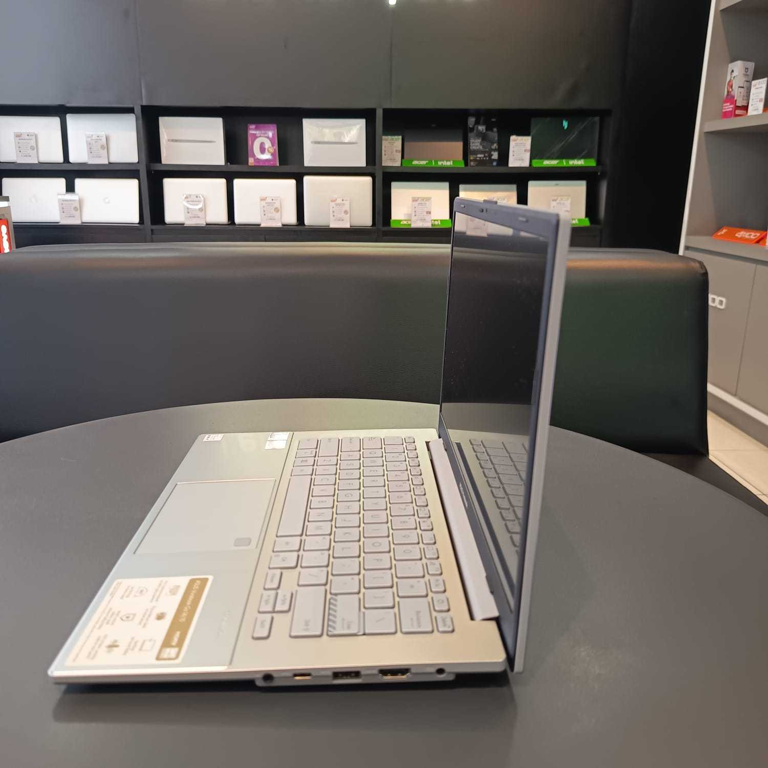 ASUS E1404FA-FHD556/RYZEN 5-7520U/RAM 8GB/SSD 512 GB/W11/14