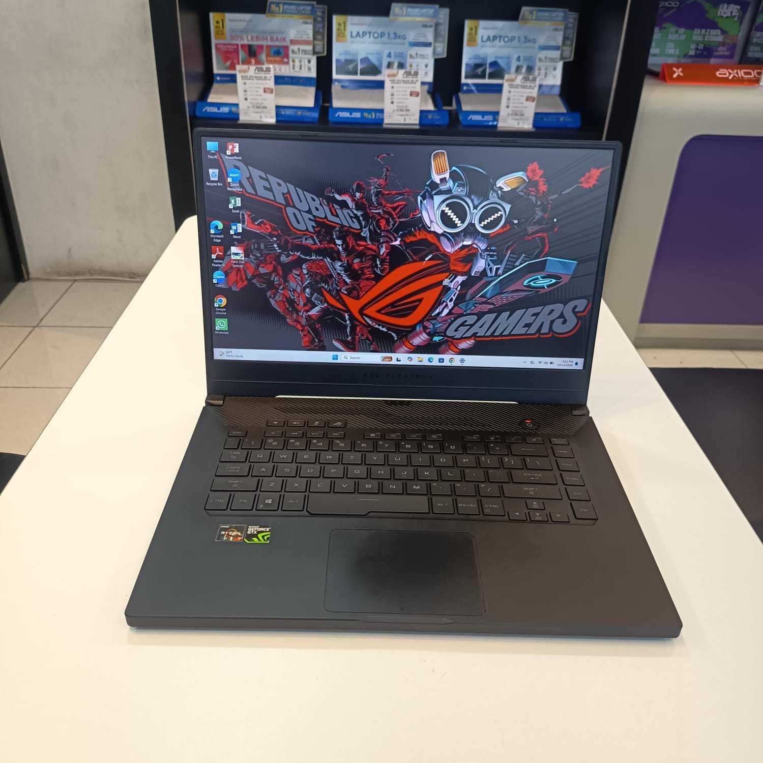 SECOND ASUS ZEPHYRUS G GU502DU_GA502DU DISPLAY 15'6 INCH AMD RYZEN 7 3750H WITH RADEON VEGA MOBILE GFX RAM 8GB DDR4 SSD 512GB W 11 HOME