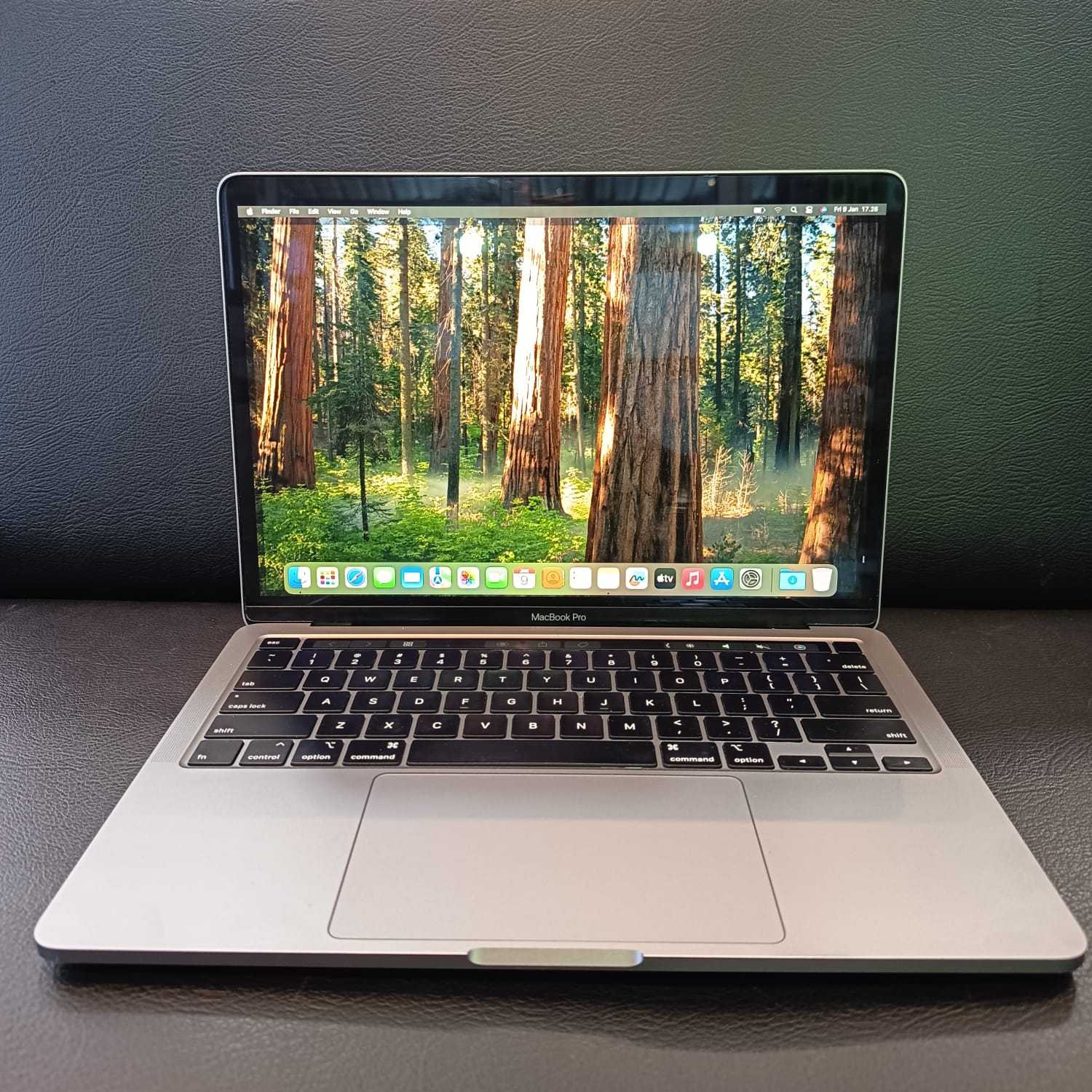 MACBOOK PRO 2020 INTEL CORE i7 RAM 16GB DDR4 SSD 1TB DISPLAY 13 INCH MAC OS SEQUOIA