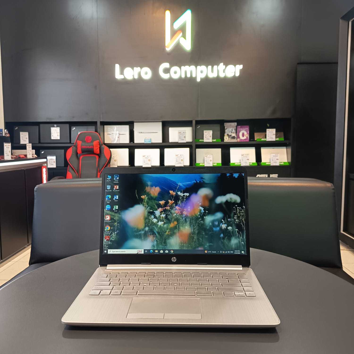 HP 14s-dk0xxx AMD A4-9125 RADEON R3 RAM 4GB  SSD 128GB  WINDOWS 10 PRO