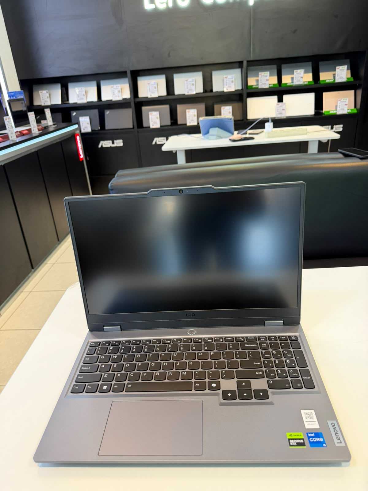 LENOVO Gaming LOQ 15IRX9-83DV01ASID Intel Core i5-13450HX 16GB 512GB RTX 3050 6GB GDDR6 W11 Home + OHS 2024
