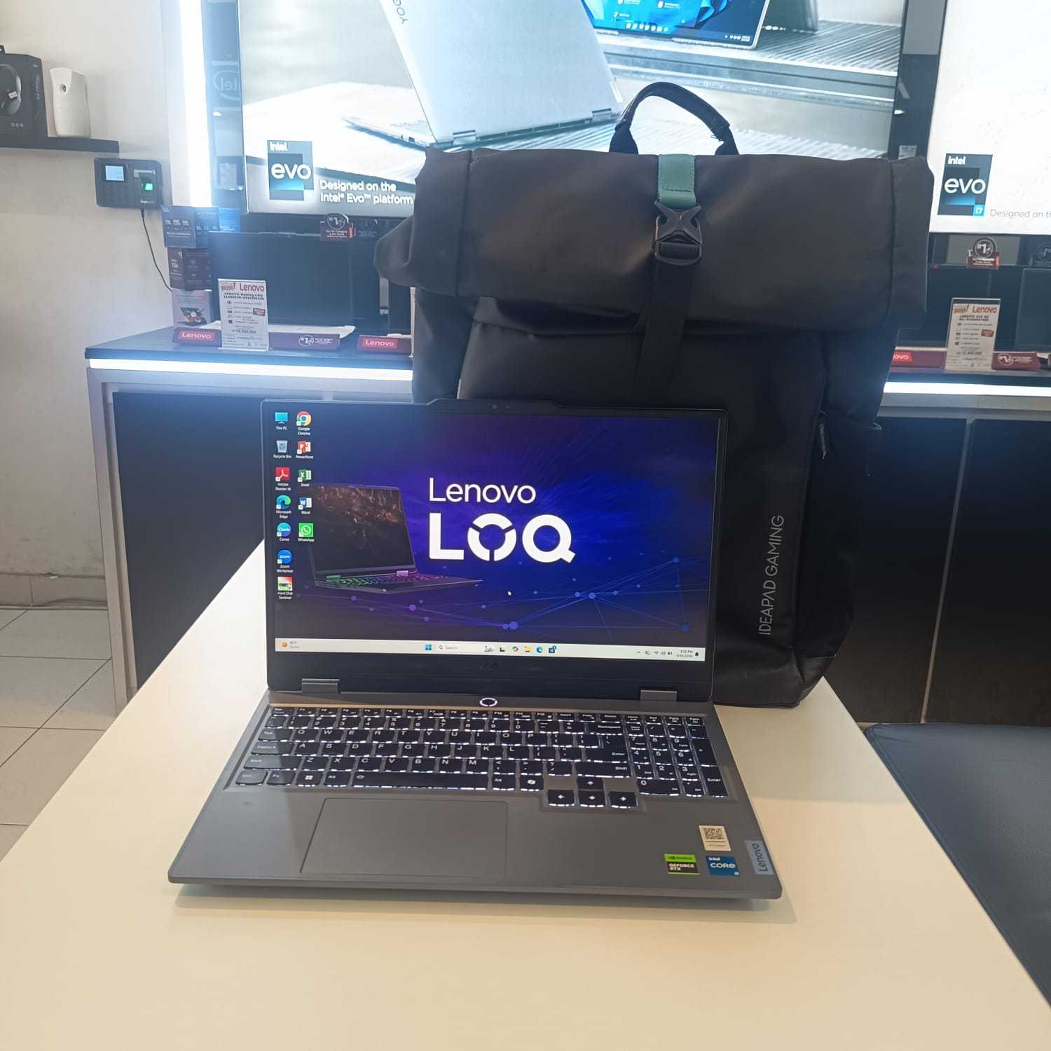 Lenovo LOQ 83GS Intel Core i5-12450Hx RAM 12GB Ddr5 SSD 512GB W 11 Home VGA RTX 3050 6GB Kelengkapan Unit,Charger,Tas